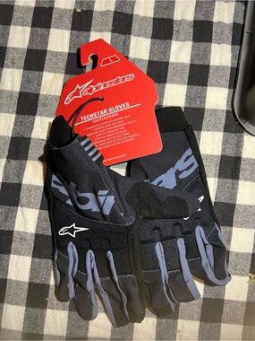 Alpinestars Techstar Gloves - Black & Blue